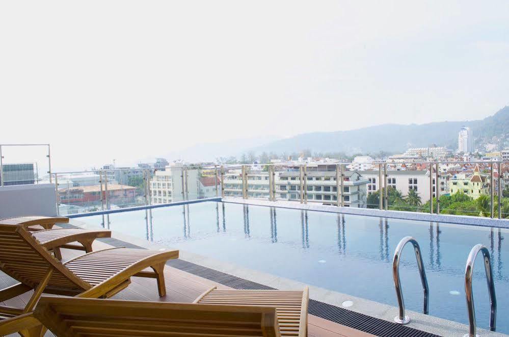 Centro One Bangla Hotel Patong Exterior foto